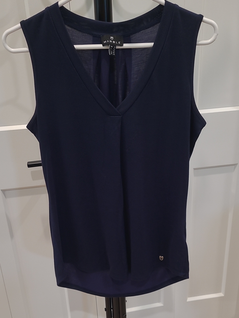 MARBLE Navy V-Neck Sleeveless Camisole